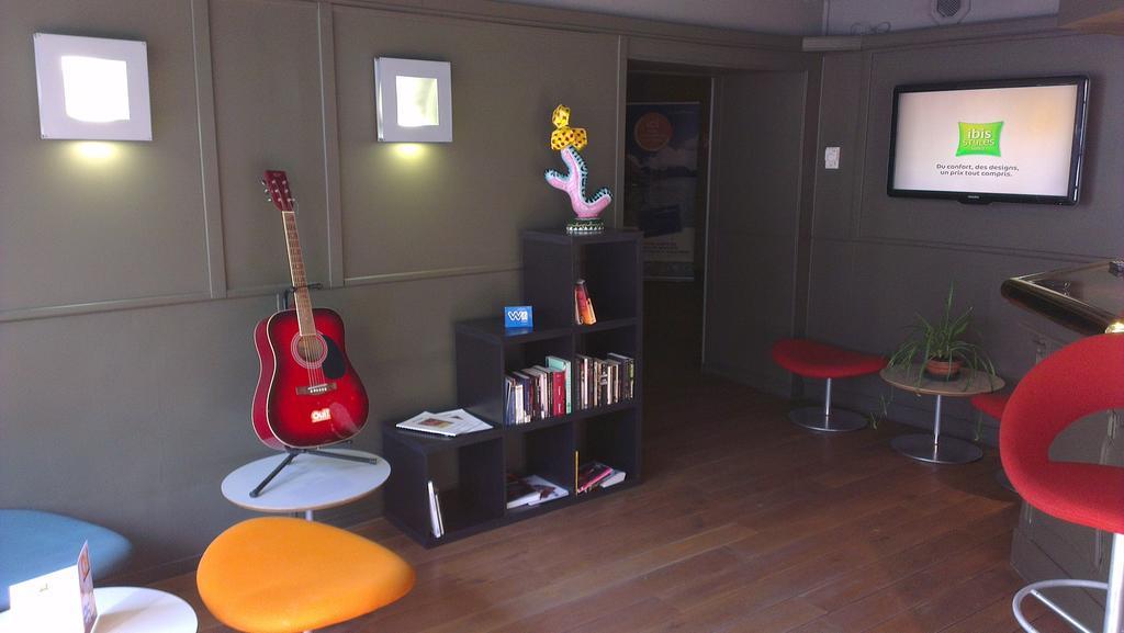 Ibis Styles Amiens Cathedrale Hotel Exterior photo