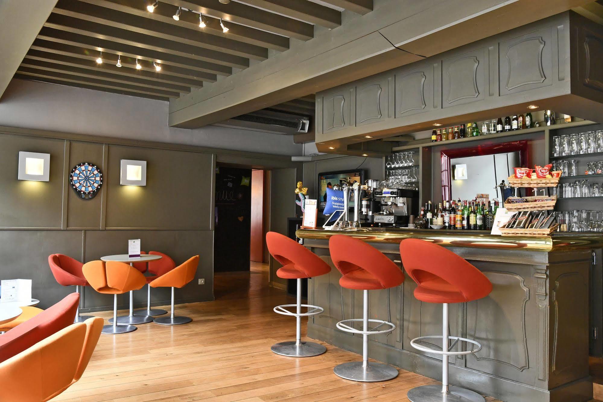 Ibis Styles Amiens Cathedrale Hotel Exterior photo